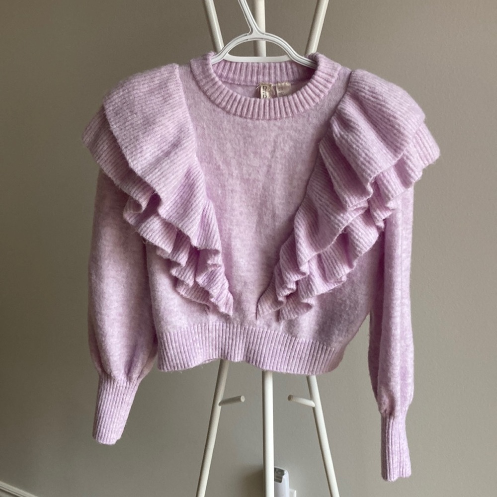 H&M sweater with ruffles